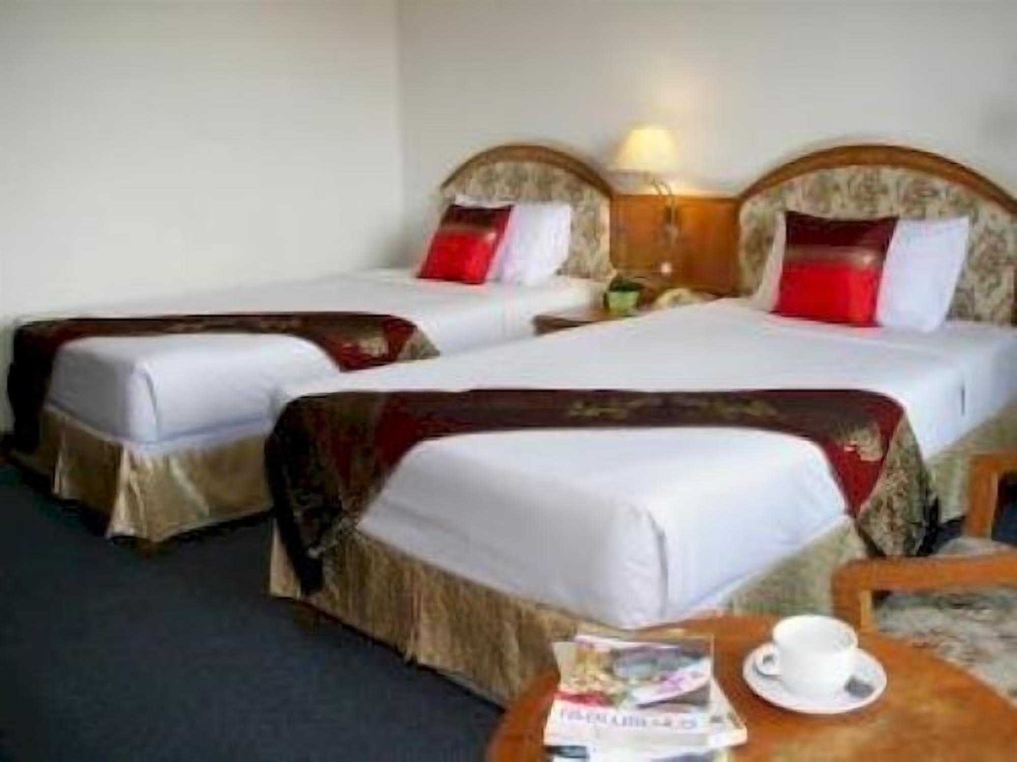 Hatyai Merridian Hotel Хат Яй Екстериор снимка