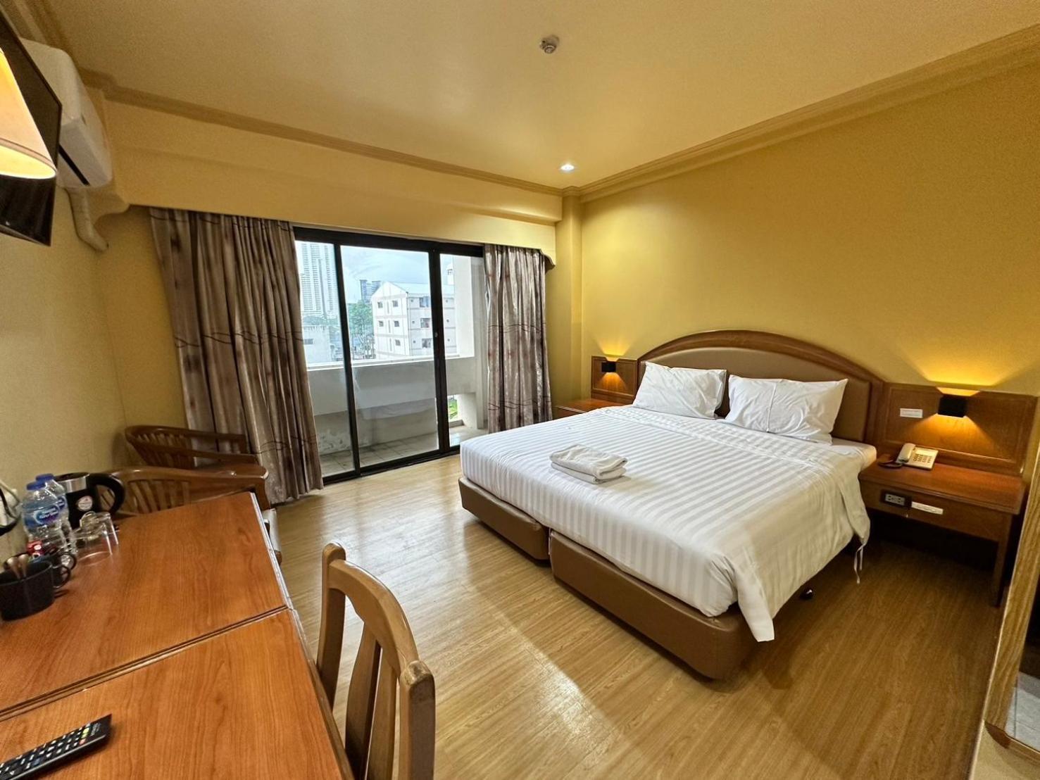Hatyai Merridian Hotel Хат Яй Екстериор снимка