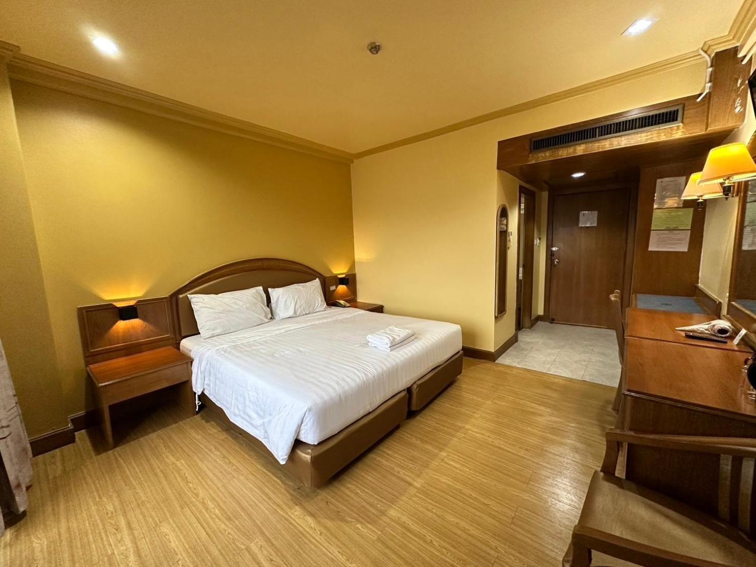 Hatyai Merridian Hotel Хат Яй Екстериор снимка